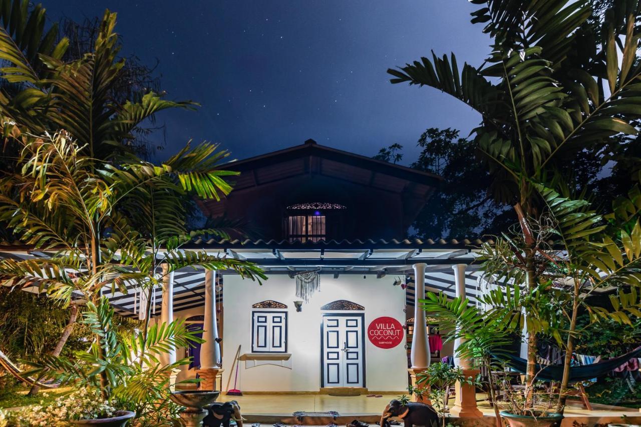 Coconut Villa Midigama East Ngoại thất bức ảnh
